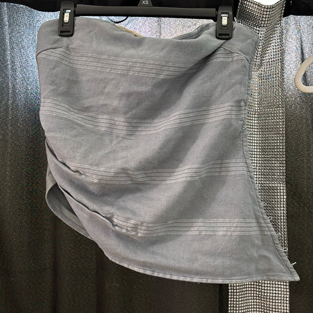 FREE PEOPLE BRAND LIGHT BLUE LINEN STRAPLESS TOP